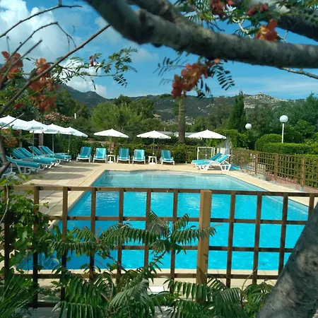 T2 Rateau Bavoir * Calvi (Corsica)